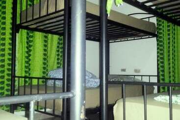 Hostal Red Line