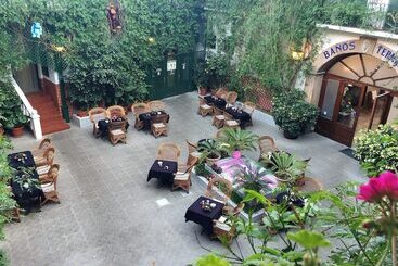 هتل Balneario La Encarnación