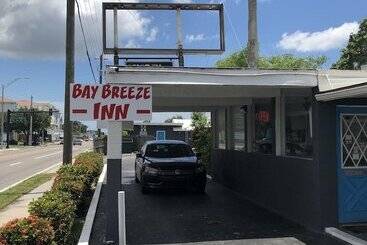 هتل Bay Breeze Inn Bradenton Downtown