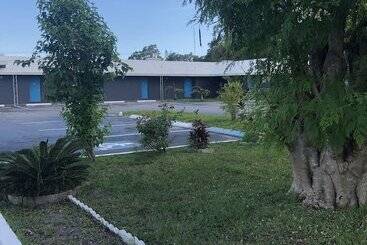 هتل Bay Breeze Inn Bradenton Downtown