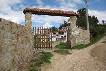 هتل Cabañas San Cayetano