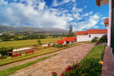 هتل Cabañas San Cayetano
