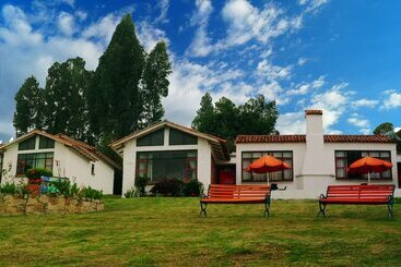 هتل Cabañas San Cayetano
