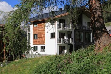 Hotel Engadin Lodge
