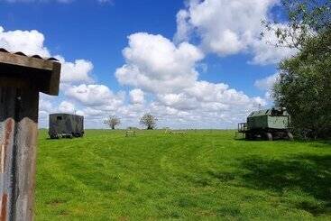 هتل Glamping Thorpe