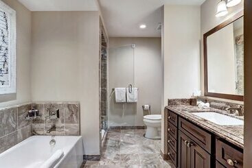 هتل Ritz 3br Mtn View Rrr407