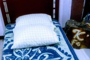 Kfe L Hostel