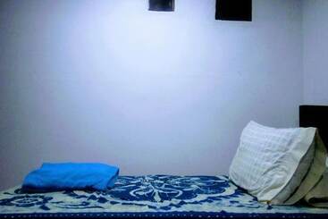 Kfe L Hostel