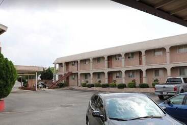 مُتل Cactus Inn And Suites