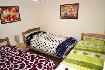 پانسیون Mandragora Hostel