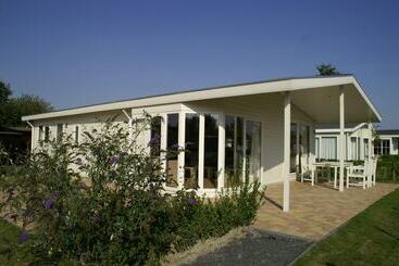 اقامتگاه Europarcs Schoneveld