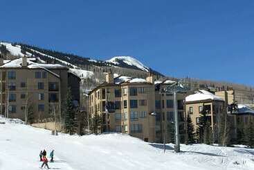 هتل آپارتمان Snowmass Village By Gondola Resorts