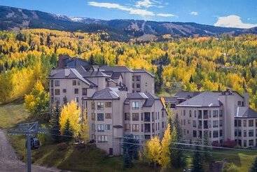 Snowmass Village By Gondola Resorts