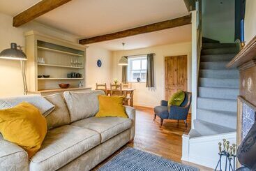 Beacon Cottage