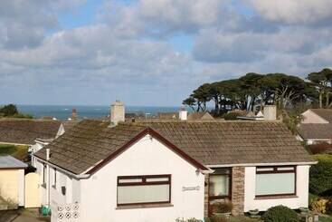 Chy Kerris, Carbis Bay