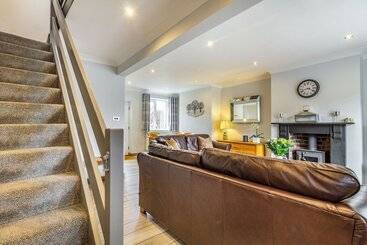 Corner Cottage