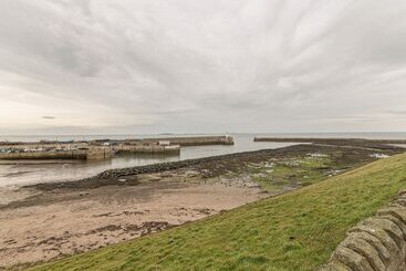 Crumstone Corner