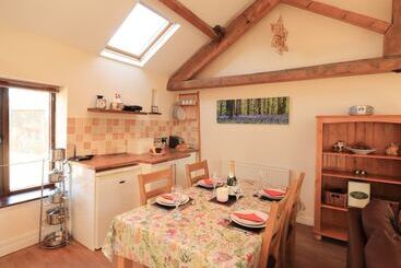 Horseshoe Cottage