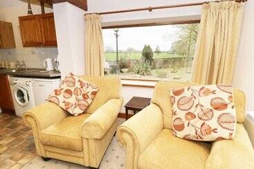 Meadow Cottage