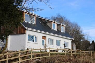 Oak Cottage