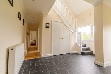 Oak Cottage