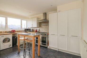 Oak Cottage