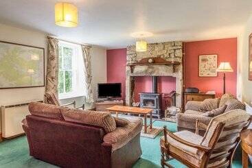 Old Hall Cottage