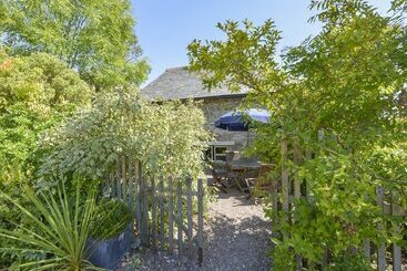 Parsonage Farm Cottage