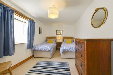 Parsonage Farm Cottage