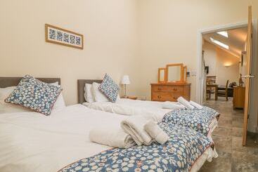 Pear Tree Cottage