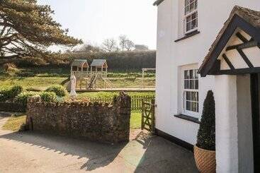 Pheasant Cottage