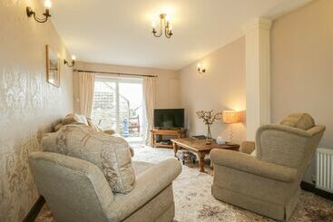 Springarth Cottage