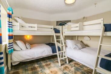 The Beach House Criccieth