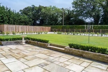 Willow Lodge