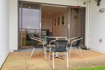 47 Bredon Court