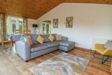 Ash Tree Lodge