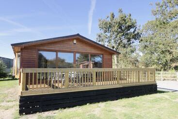 Ash Tree Lodge
