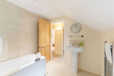 Bedehouse Cottage