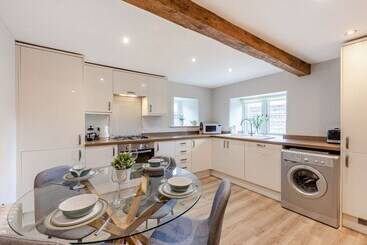 Bedehouse Cottage
