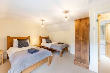 Bedehouse Cottage