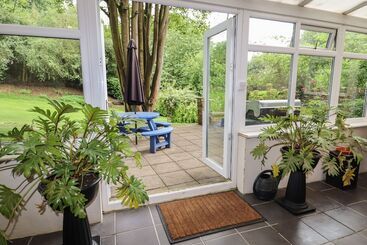 Cedar Gardens