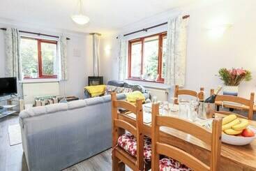Deer Cottage