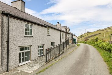 Glan Y Gors