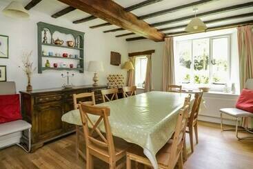 Hall Bank Cottage