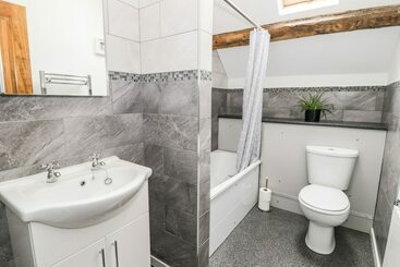 Parc Cottage