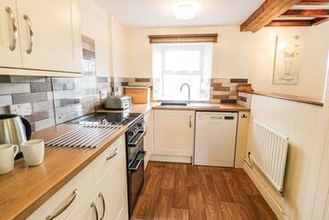 Parc Cottage