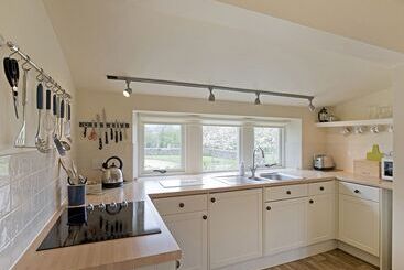Reynard Ing Cottage