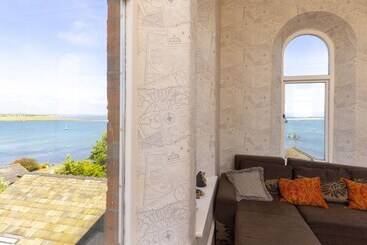 Roa Island House