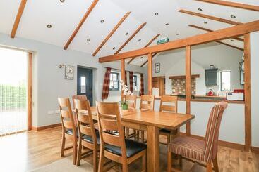 Sally's Barn