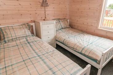 Thorntree Lodge
